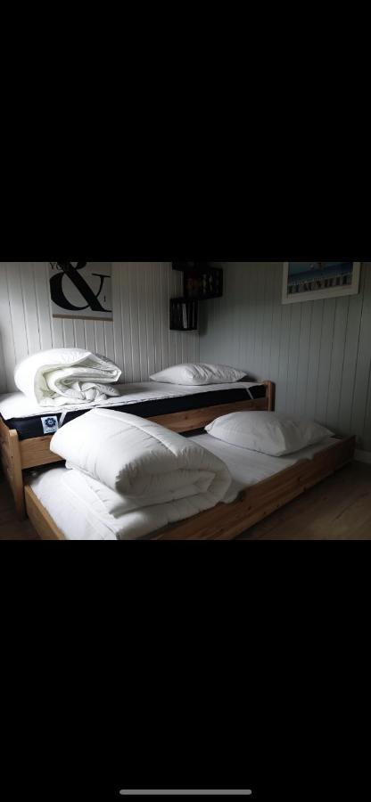 Gite Chalet Bleu Soleil Saint-Benoit-d'Hebertot Экстерьер фото