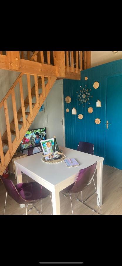 Gite Chalet Bleu Soleil Saint-Benoit-d'Hebertot Экстерьер фото