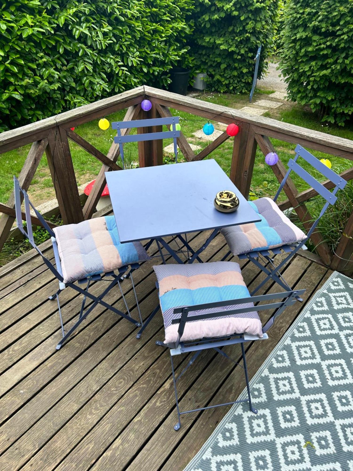 Gite Chalet Bleu Soleil Saint-Benoit-d'Hebertot Экстерьер фото